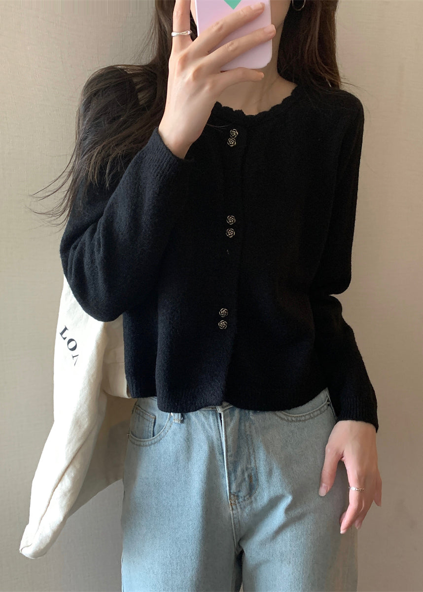 Schöner lila O-Ausschnitt Knopf Kurzer Strickmantel Herbst QC040