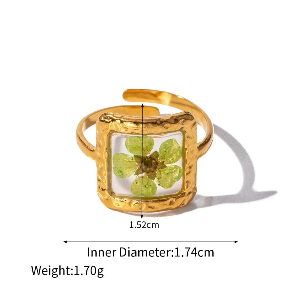 18K Gold Flower Ring