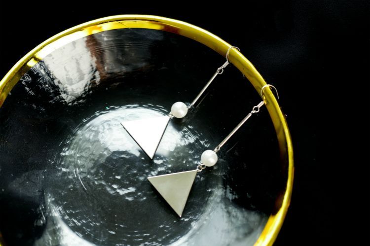 Earring Silver Dangle Sterling Faux Pearl Triangle