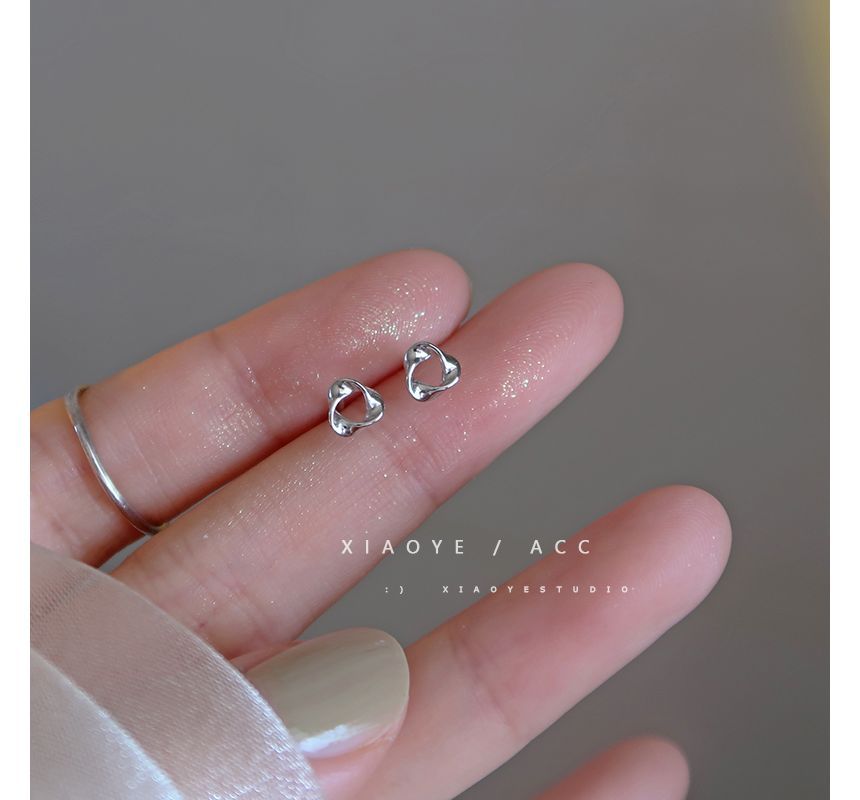 Silver Twisted Triangle Sterling Earring