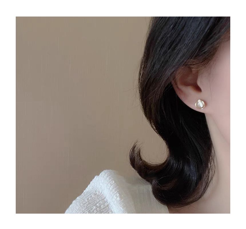 Eye Alloy Cat Stone Earring Faux Stud