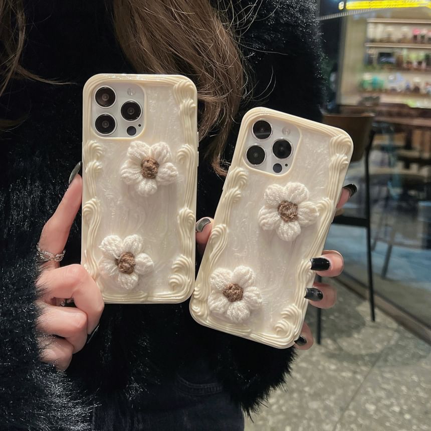 Yarn Case Floral Phone