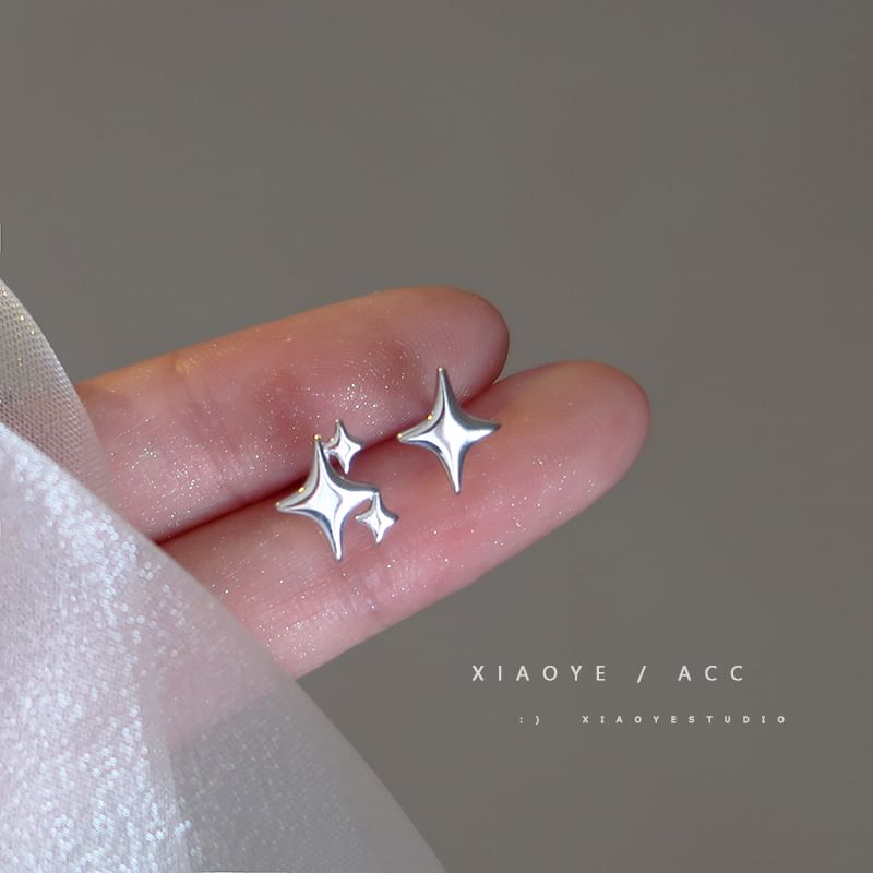Star Earring Sterling 925 Silver Stud Asymmetrical