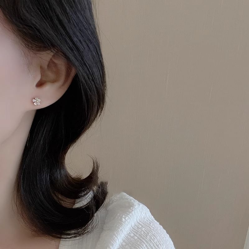 Rhinestone Stud Floral Earring Alloy