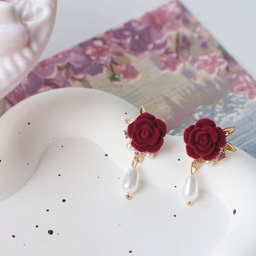 Earring Faux Clip Drop Pearl / Rose On