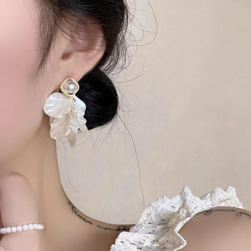 Earring Petal Pearl Faux Statement Alloy