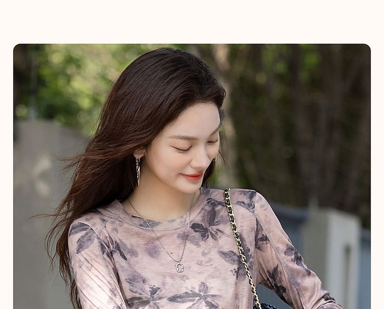 Tie Dye T-Shirt with Crewneck & Long Sleeves