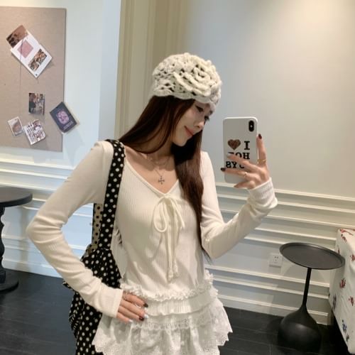 Lace Flowy Plain V-Neck Top with Long Sleeves