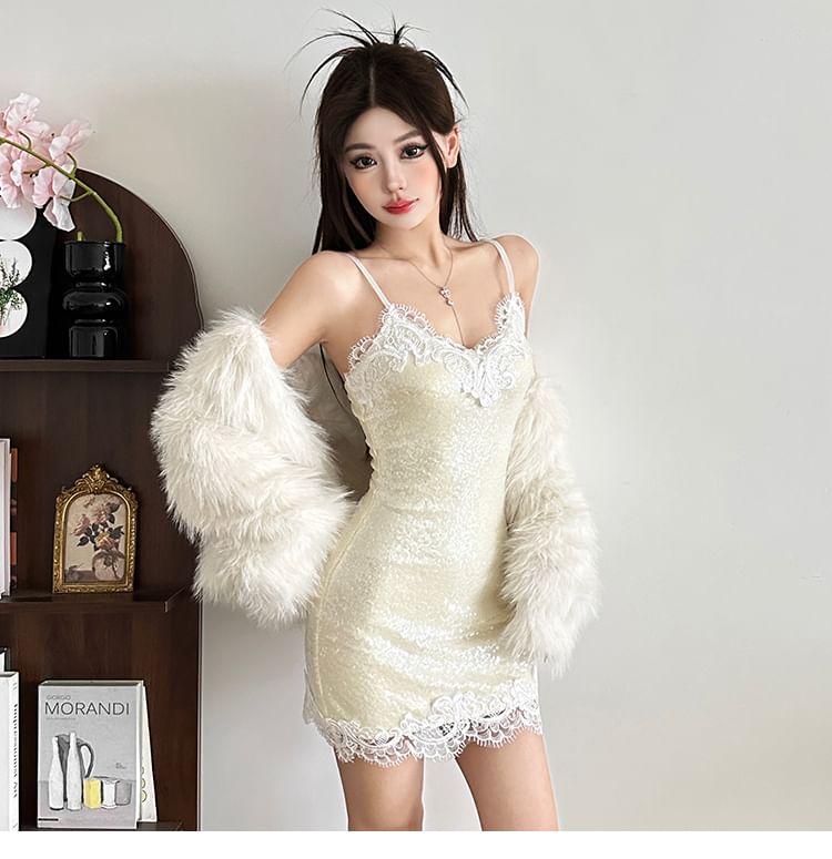 Spaghetti Strap V-Neck Lace Mini Bodycon Dress