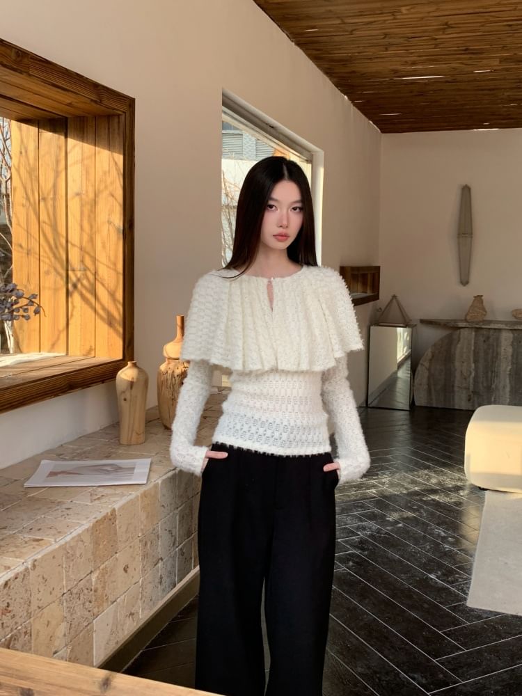 Two-Tone Perforated Crew Neck Long-Sleeve Tee