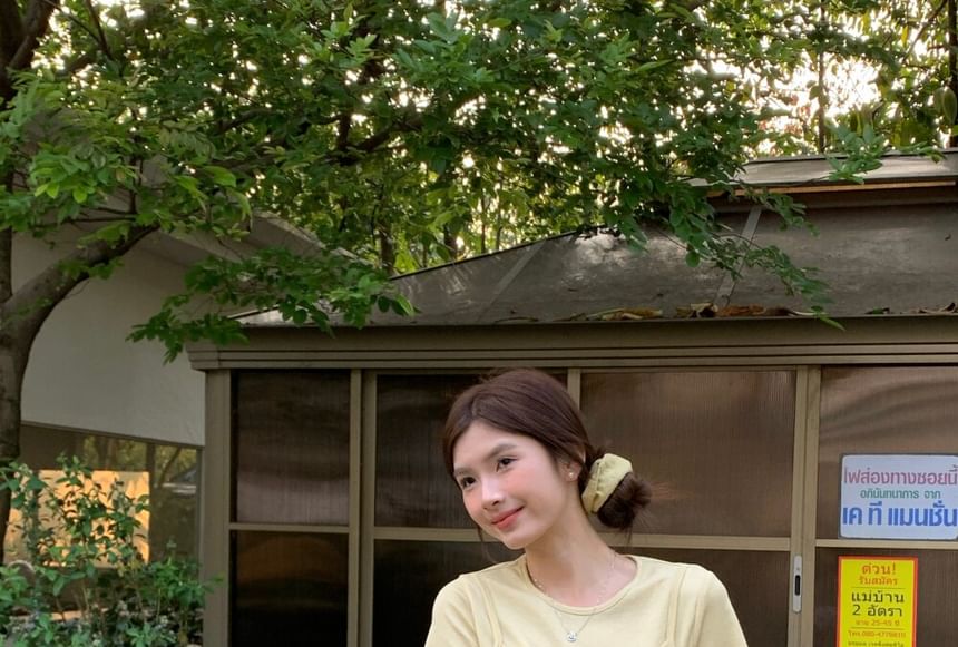 Crew Neck Short Sleeve Mock Two Piece Ruched T-Shirt