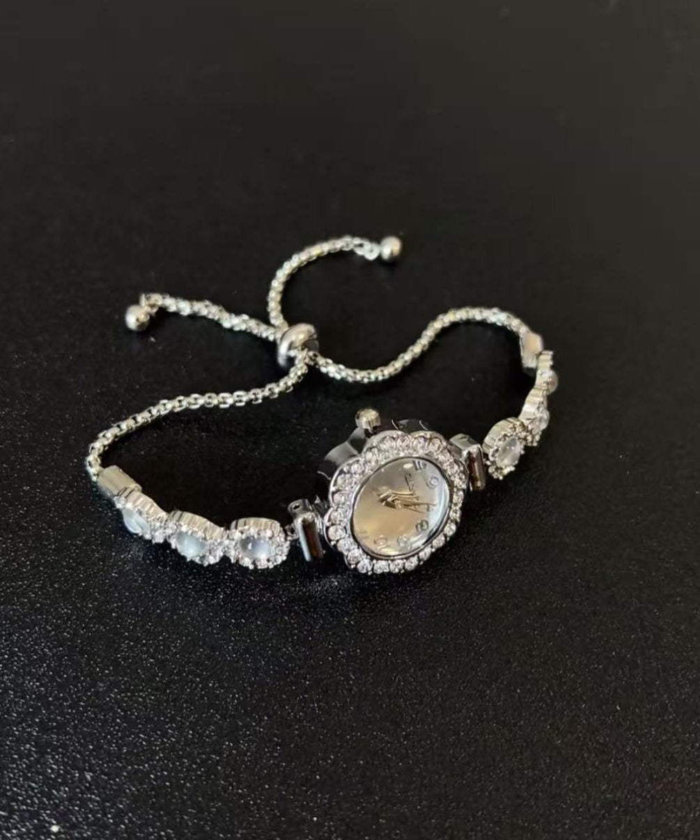 Modern Hardlex Alloy Silk Crystal Zircon Watches Tassel