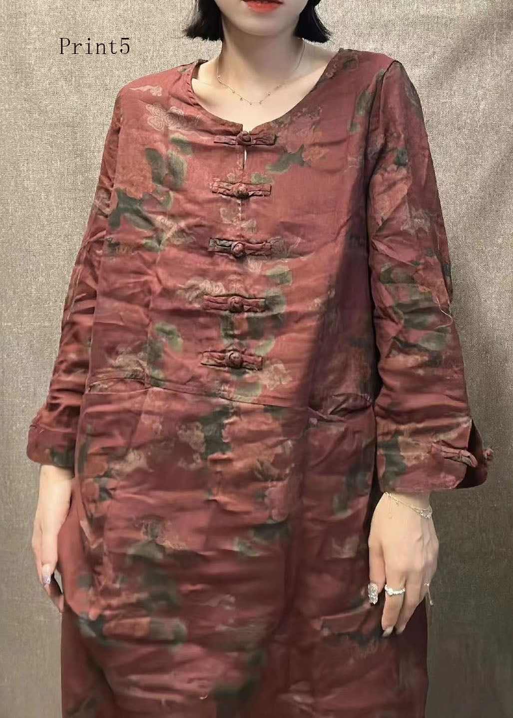 Mittellanger Retro-Leinenrock mit Rundhalsausschnitt und langen Ärmeln FF059