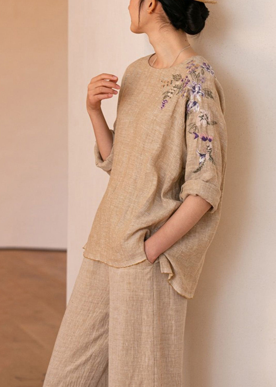 Vintage O-Ausschnitt Besticktes Leinenhemd Top Langarm LK008