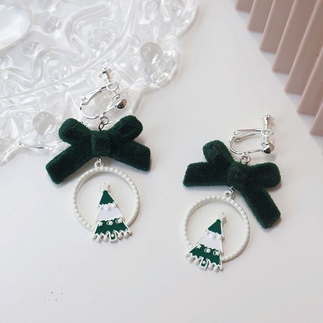 Drop Christmas On / Tree Clip Earring