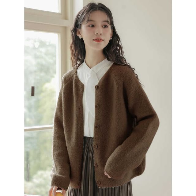 Crew Neck Button-Up Crop Cardigan