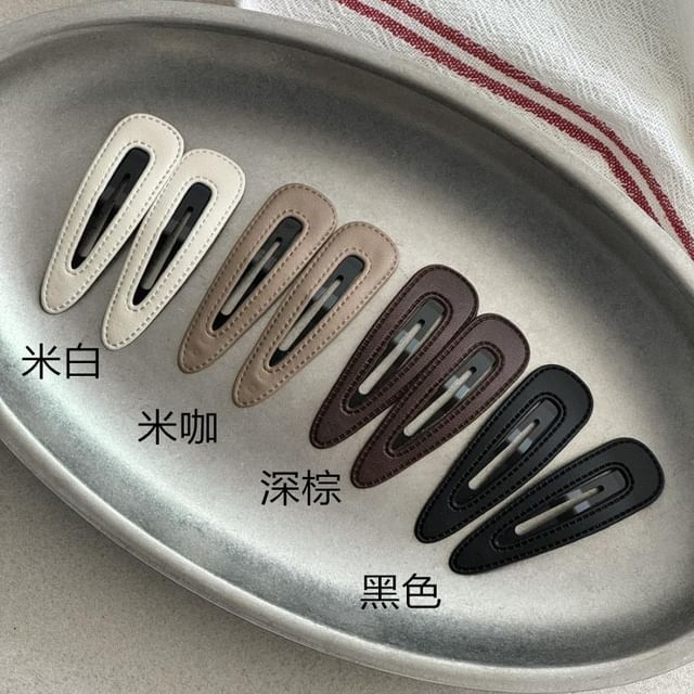 Hair Designs) Set Faux 2: (Various Leather Clip of