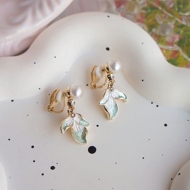 Faux Drop Clip-On / Flower Earring Pearl Rhinestone