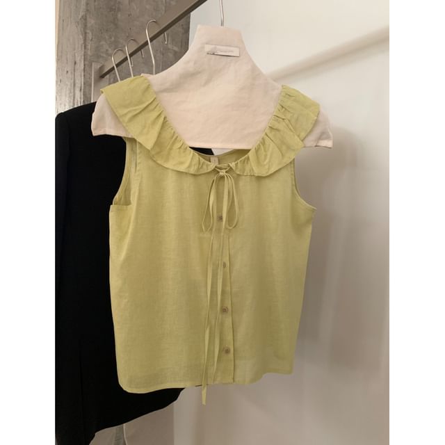 Sleeveless Scoop-Neck Plain Ruffled Button-Up Blouse