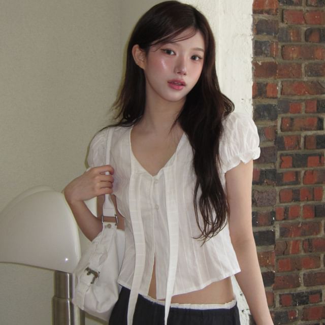 Ruffled Short-Sleeved V-Neck Plain Cropped Button-Up Blouse