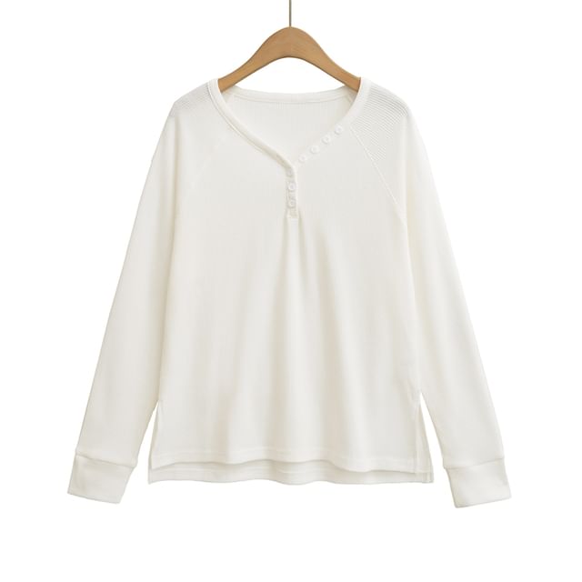 Plain V-Neck Long-Sleeved T-Shirt