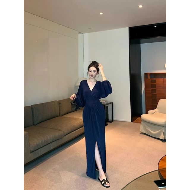 Long-Sleeve V-Neck Plain Ruched Slit Maxi Sheath Dress