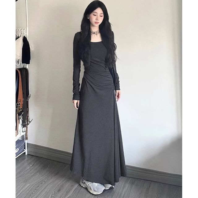 Long-Sleeve Scoop Neck Plain Ruched Maxi A-Line Dress