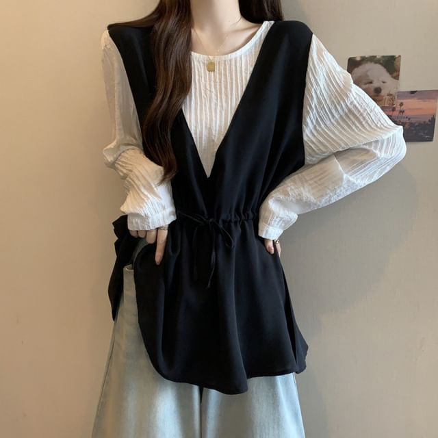 Mock Two-Piece Long-Sleeve Crew Neck Two-Tone Peplum Tee