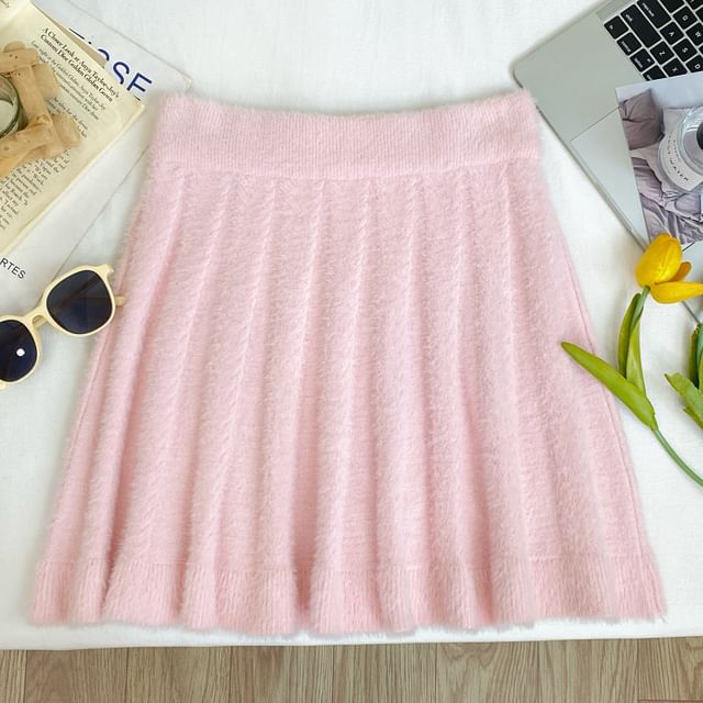 Knit Mid-Waist Solid Mini Skirt