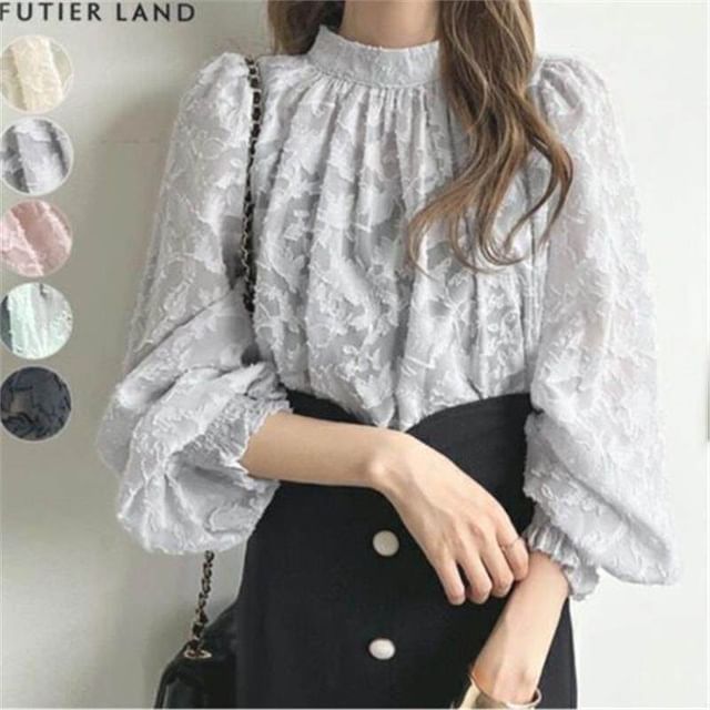Puff Sleeve Crewneck Lace Blouse