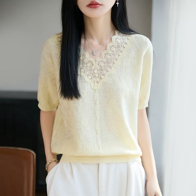 Short-Sleeve V-Neck Lace Trim Plain Knit Top