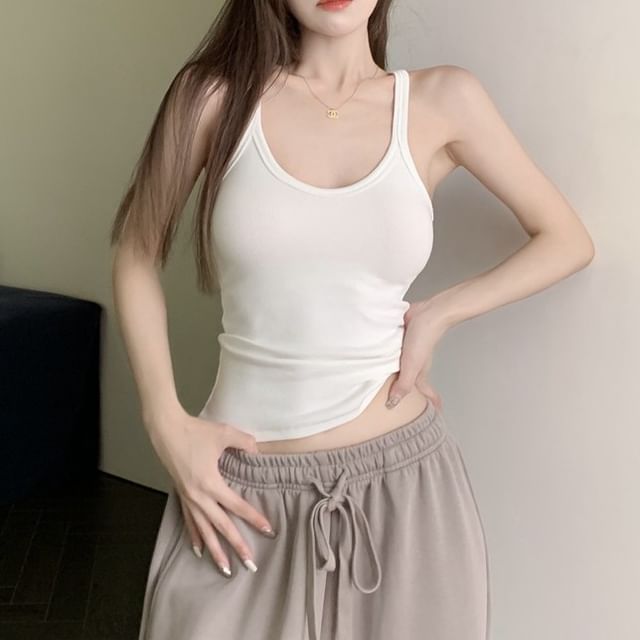 Scoop Neck Plain Crop Camisole Top