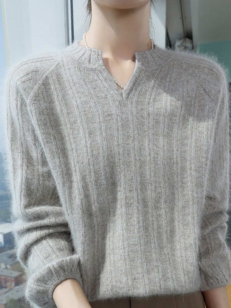 Women Autumn V-Neck Solid Wool Warm Knit Sweater AV1013