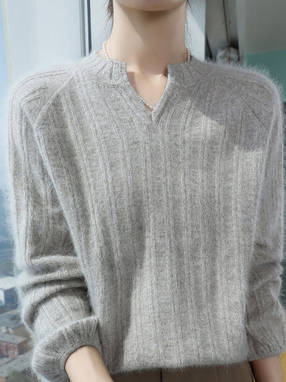 Women Autumn V-Neck Solid Wool Warm Knit Sweater AV1013