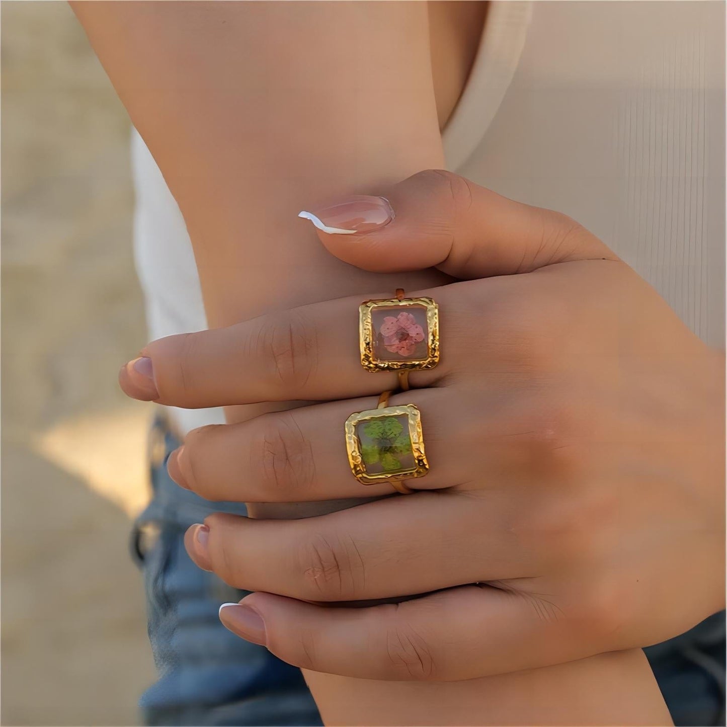 18K Gold Flower Ring