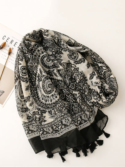 Écharpe châle à pompons pour femme avec motif floral artistique noir et blanc AS1011