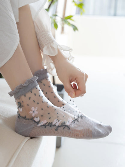 Flower Pairs Jacquard Artsy Lace Socks Women 3