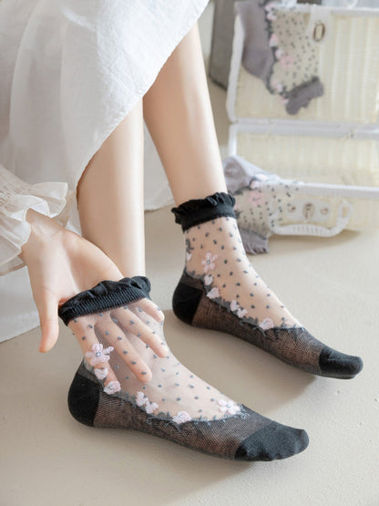 Flower Pairs Jacquard Artsy Lace Socks Women 3