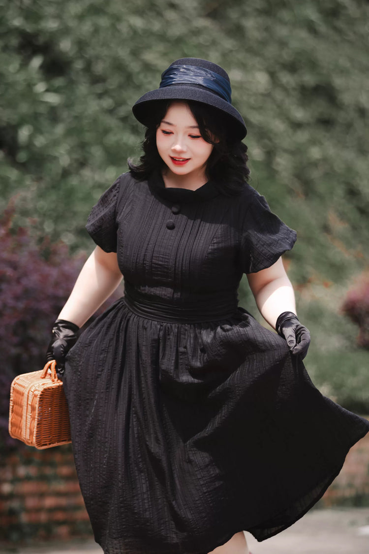 Ebony High-Collar Lantern-Sleeve Pastoral Vintage Gown - Forest Gallery