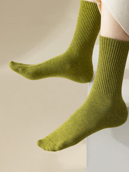 7 Pairs Women Winter Casual Solid Cotton Socks WU002