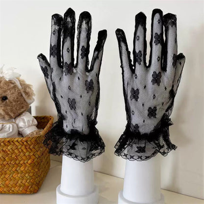 Embroidered Butterfly Lace Mesh Sweet Lolita Gloves - Dual Tones