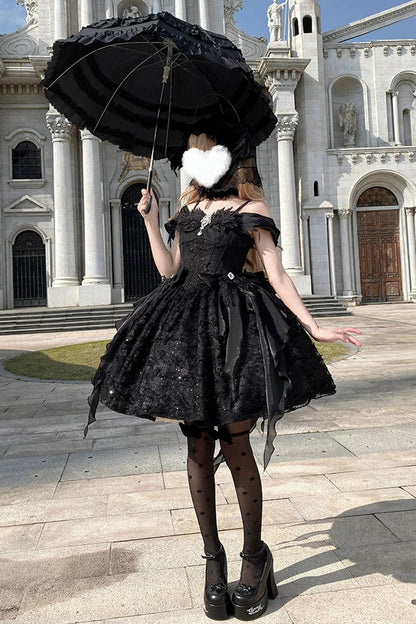 Embroidered Gothic JSK Dress with Square Collar and Flutter Sleeves in Black