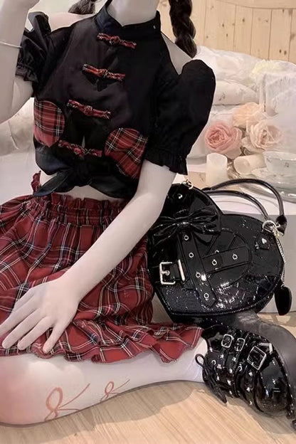 Heart-Shaped Bowknot Buckle Gothic Lolita Handbag for Tea Time in Two Colors - MysticMeadow