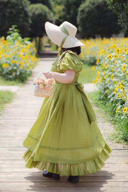 Emerald Square Neck Short Sleeve Ruffled Bow Vintage Elegant Lolita Gown