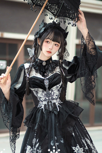 Gothic Lolita Long Dress with Print, Ruffle, and Bowknot Lace in Black