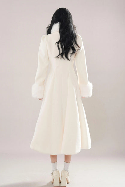 Elegant Princess Lolita Coat with Double-Breasted Front & Removable Fur Collar, Cream