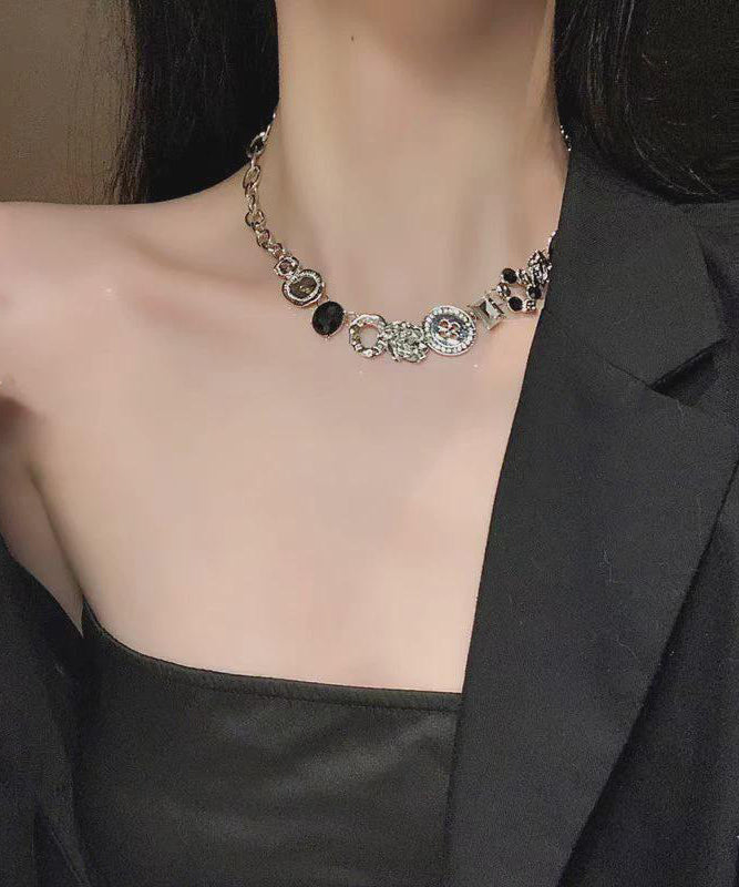 Gratuated Art Zircon Bead Necklace Alloy Button