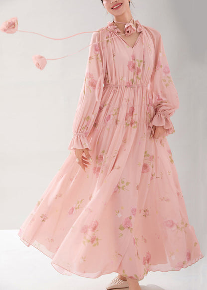 Schönes rosa Chiffonkleid mit Rüschendruck und Schnürung für den Herbst QR038