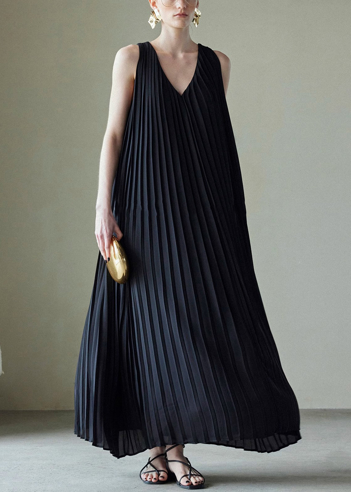 V Wrinkled Long Chiffon Summer Pockets Neck Black Dress