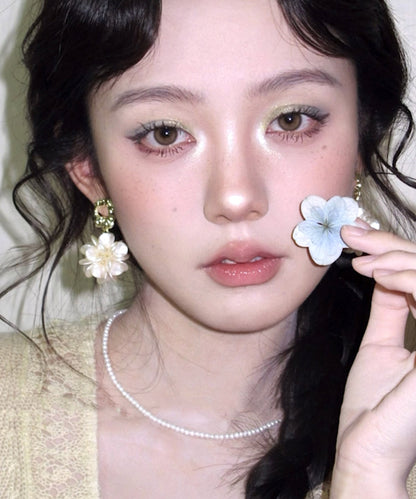 Gold Chic Drop Alloy Copper Resin Floral Earrings